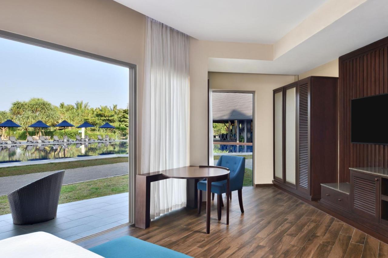 Sheraton Kosgoda Turtle Beach Resort Kültér fotó